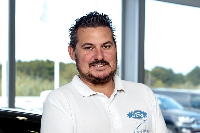 Guillaume : responsable vente occasion Ford Perpignan