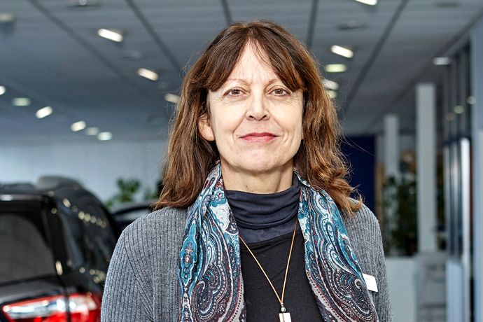 Christine : secrétaire vente véhicule neuf Perpignan (66)
