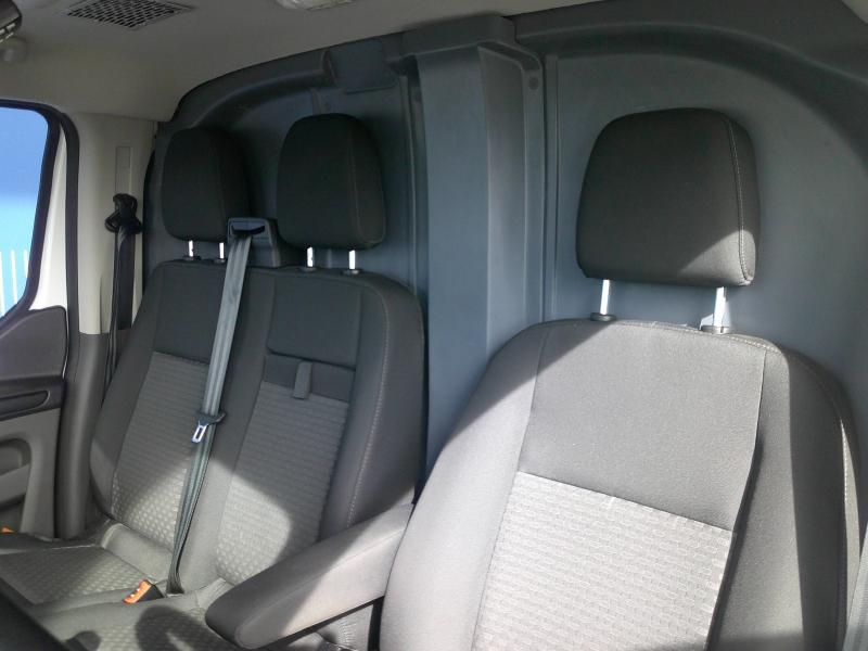 FORD Transit Custom Fg VUL d’occasion à vendre à PERPIGNAN chez SAVVIC AUTO (Photo 19)