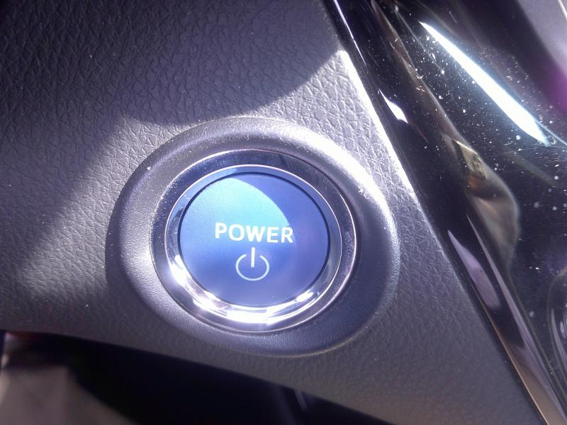 TOYOTA C-HR d’occasion à vendre à PERPIGNAN chez SAVVIC AUTO (Photo 7)