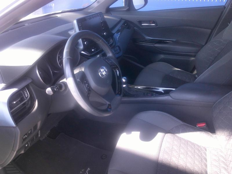 TOYOTA C-HR d’occasion à vendre à PERPIGNAN chez SAVVIC AUTO (Photo 12)