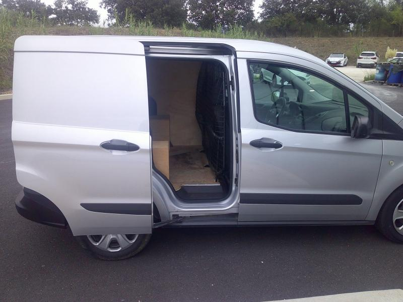 FORD Transit Courier VUL d’occasion à vendre à PERPIGNAN chez SAVVIC AUTO (Photo 17)