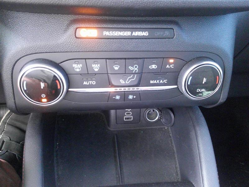 FORD Kuga d’occasion à vendre à PERPIGNAN chez SAVVIC AUTO (Photo 14)