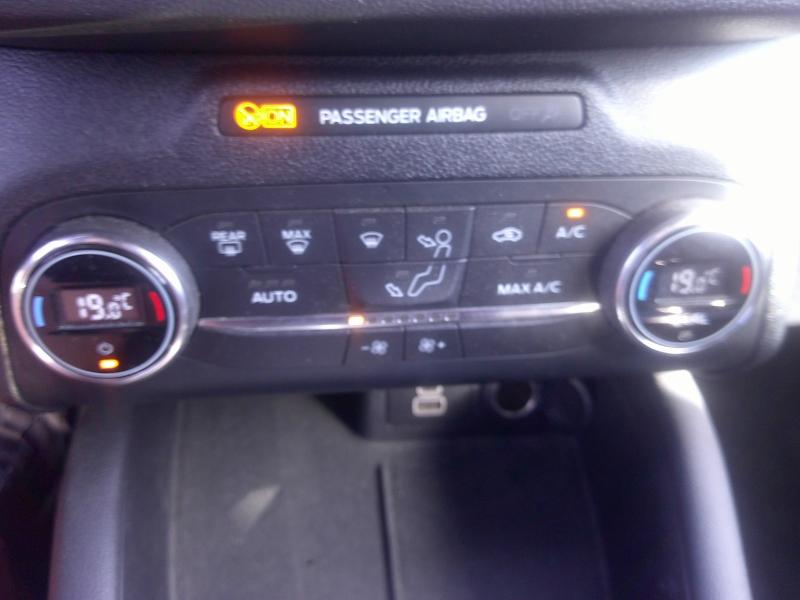 FORD Kuga d’occasion à vendre à PERPIGNAN chez SAVVIC AUTO (Photo 12)