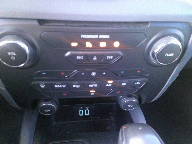 agency.seo.links.detann.title FORD Ranger VUL d’occasion à vendre à PERPIGNAN chez SAVVIC AUTO (Photo 12)