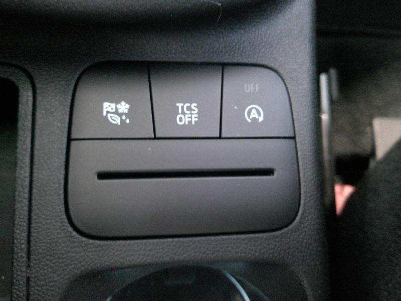 agency.seo.links.detann.title FORD Puma d’occasion à vendre à PERPIGNAN chez SAVVIC AUTO (Photo 11)