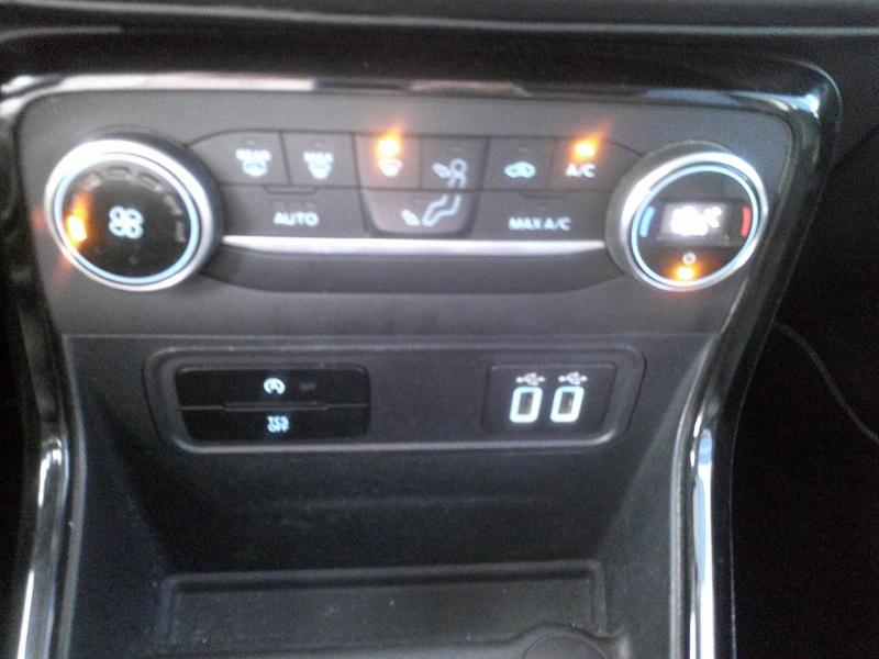 FORD EcoSport d’occasion à vendre à PERPIGNAN chez SAVVIC AUTO (Photo 14)