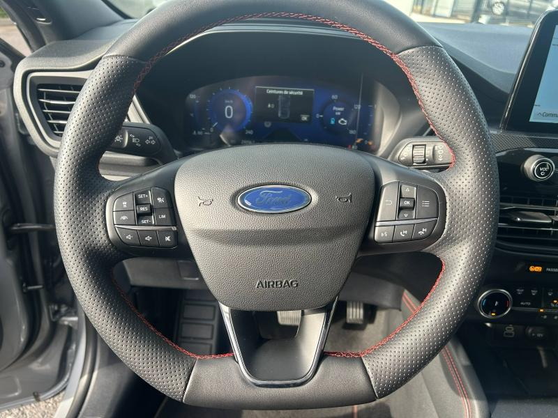 FORD Kuga d’occasion à vendre à PERPIGNAN chez SAVVIC AUTO (Photo 8)