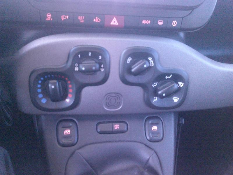 FIAT Panda d’occasion à vendre à PERPIGNAN chez SAVVIC AUTO (Photo 13)