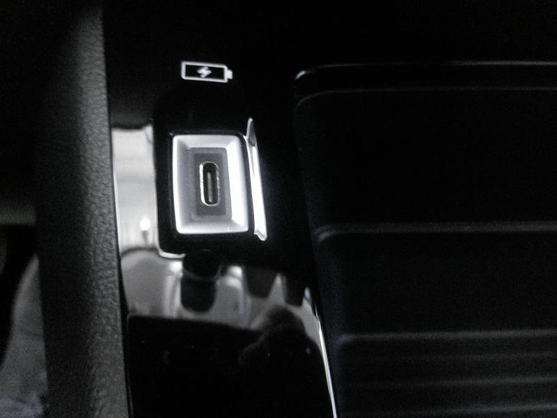 PEUGEOT 208 d’occasion à vendre à PERPIGNAN chez SAVVIC AUTO (Photo 13)