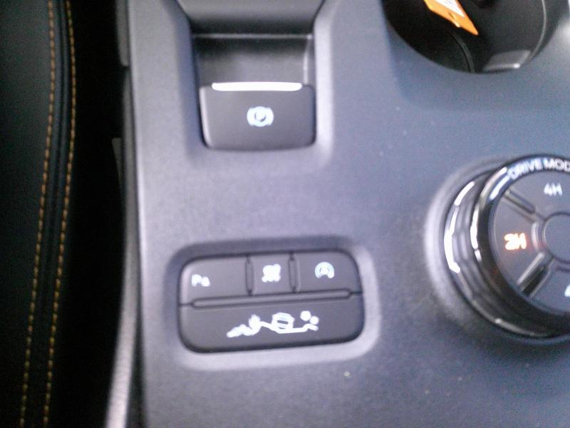 FORD Ranger VUL d’occasion à vendre à PERPIGNAN chez SAVVIC AUTO (Photo 13)