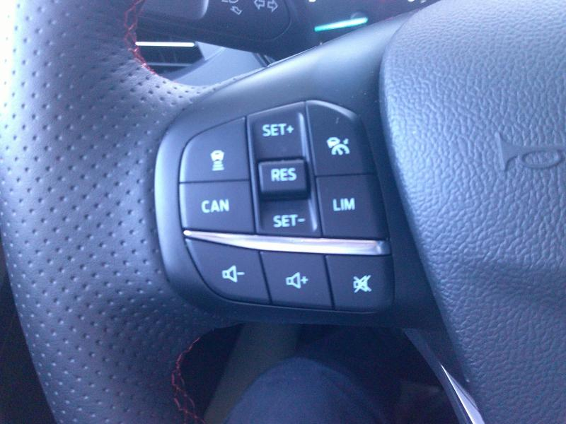 FORD Focus d’occasion à vendre à PERPIGNAN chez SAVVIC AUTO (Photo 12)