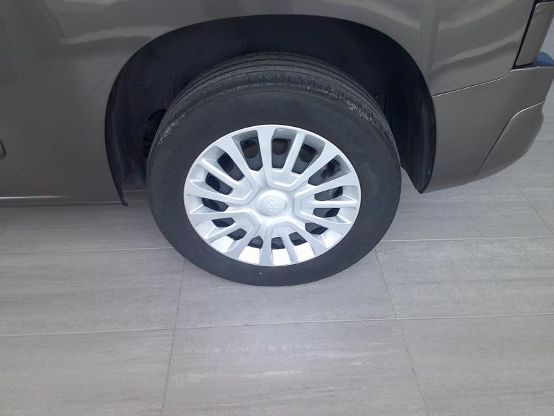 TOYOTA ProAce City VUL d’occasion à vendre à PERPIGNAN chez SAVVIC AUTO (Photo 20)