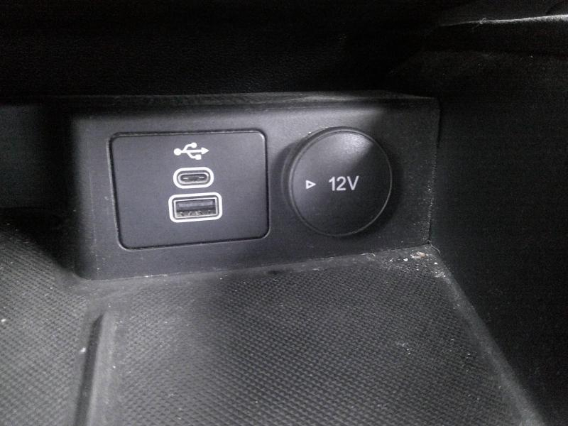 FORD Kuga d’occasion à vendre à PERPIGNAN chez SAVVIC AUTO (Photo 17)