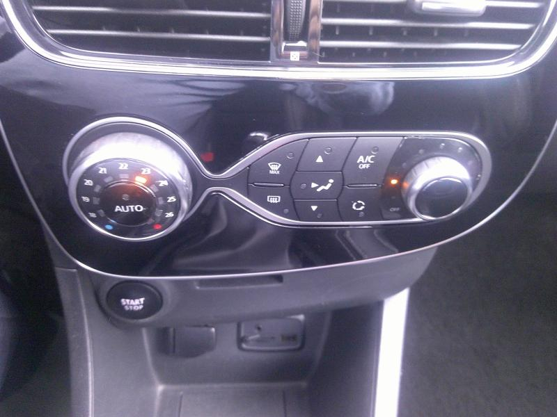 RENAULT Clio d’occasion à vendre à PERPIGNAN chez SAVVIC AUTO (Photo 15)