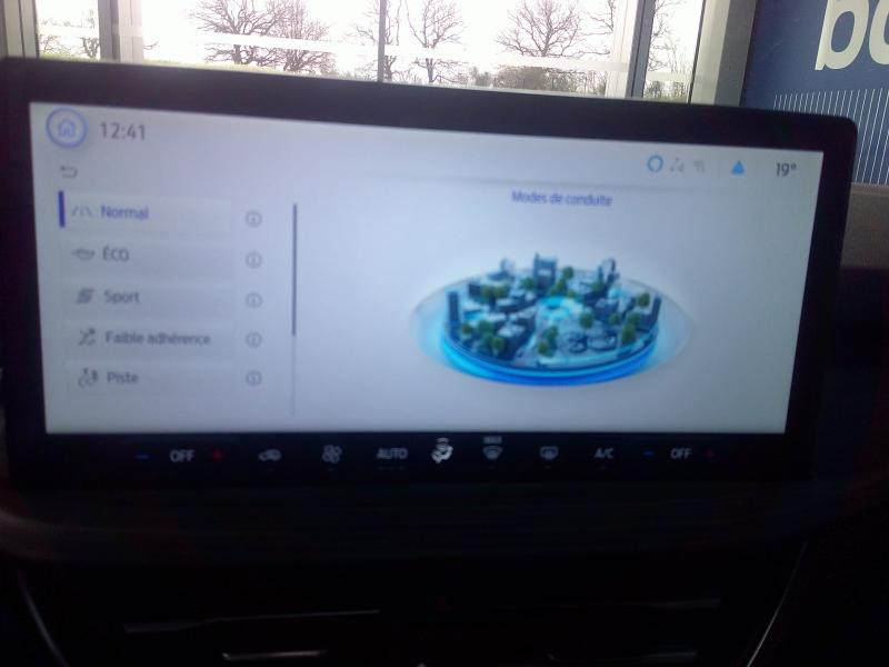 FORD Kuga d’occasion à vendre à PERPIGNAN chez SAVVIC AUTO (Photo 12)
