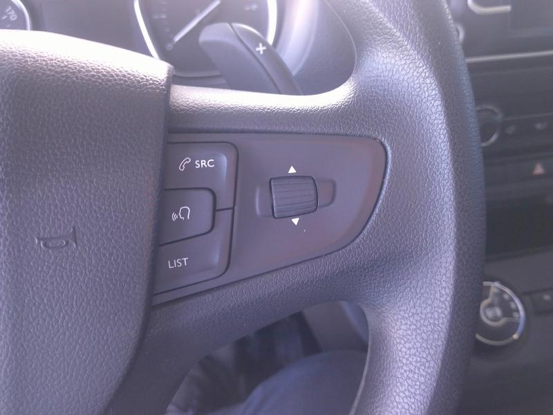 PEUGEOT Expert Fg VUL d’occasion à vendre à PERPIGNAN chez SAVVIC AUTO (Photo 15)