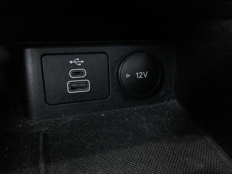 FORD Kuga d’occasion à vendre à PERPIGNAN chez SAVVIC AUTO (Photo 13)