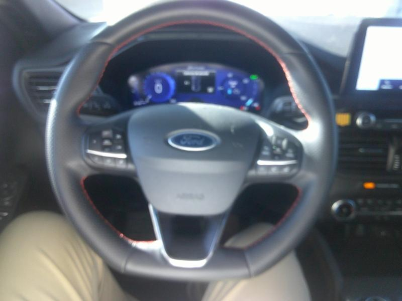 FORD Kuga d’occasion à vendre à PERPIGNAN chez SAVVIC AUTO (Photo 5)