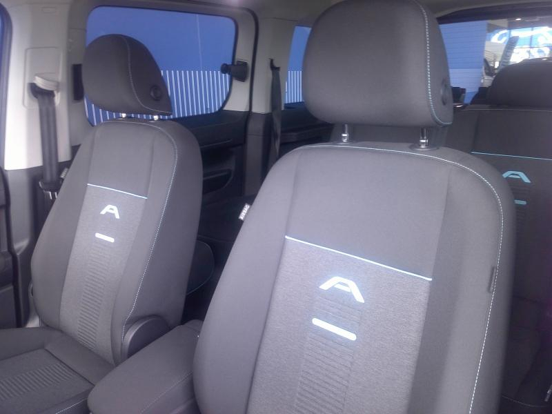 FORD Grd Tourneo Connect d’occasion à vendre à PERPIGNAN chez SAVVIC AUTO (Photo 19)